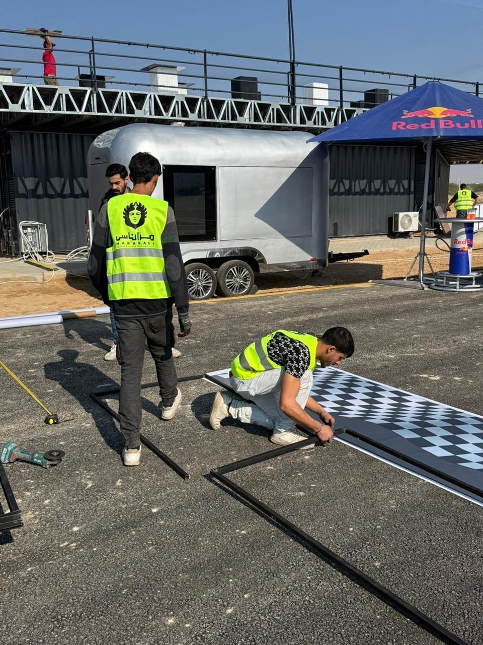 6ab80f95-9bf1-4d80-bb38-a610c3659763